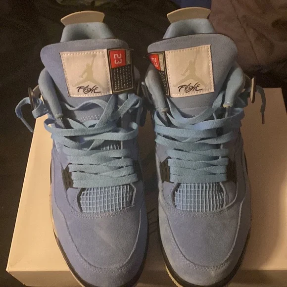 Jordan 4 University Blue size 12 - Picture 4 of 7